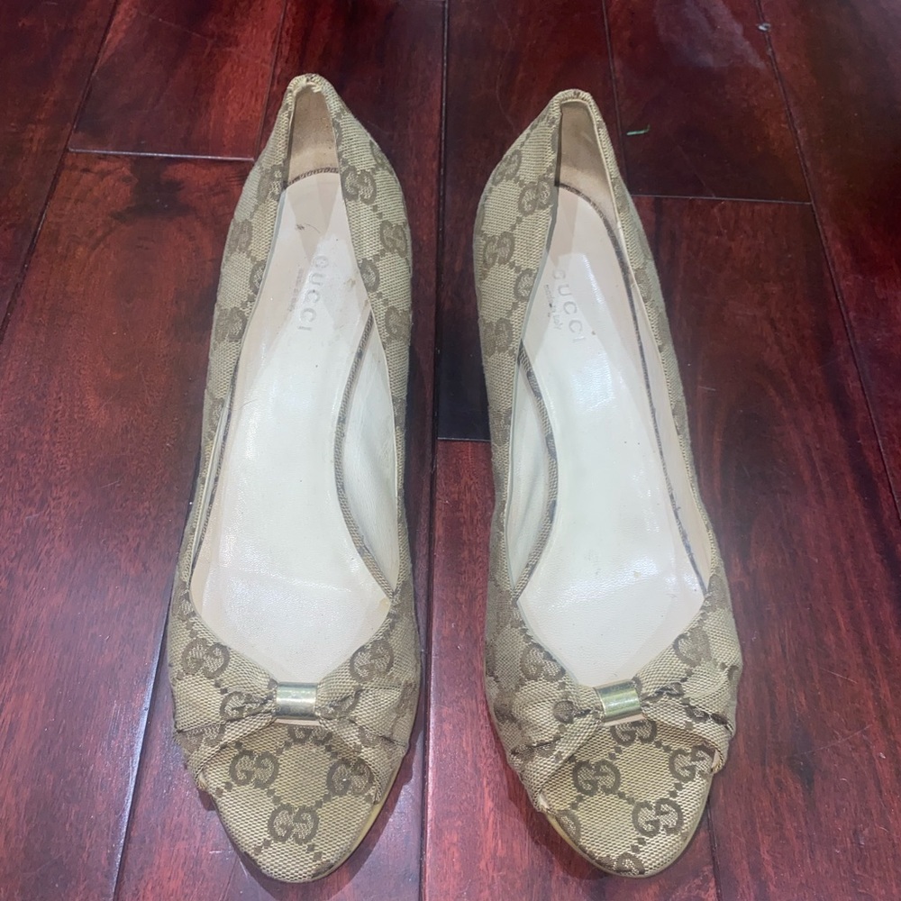 Gucci wedges